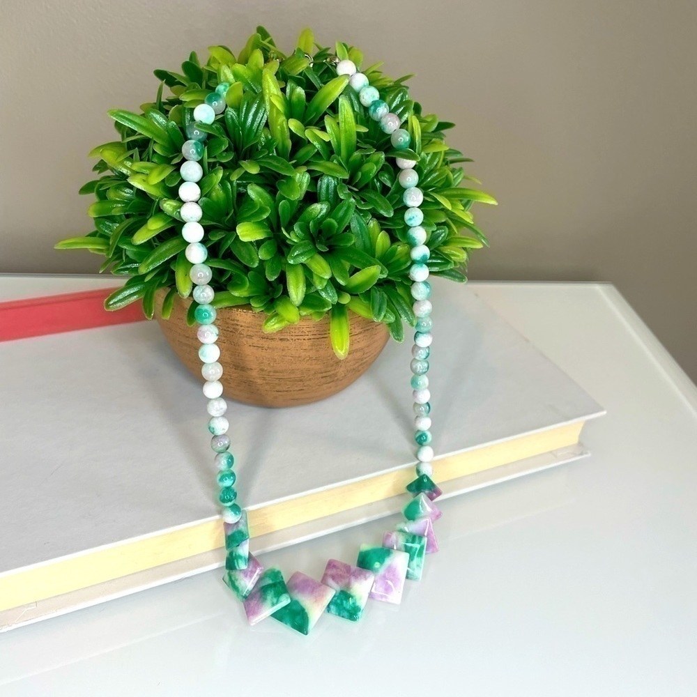 Vintage dyed natural stone necklace